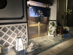 銀水荘より徒歩5分／夜食におすすめラーメン【笑ちゃん】｜稲取銀水荘